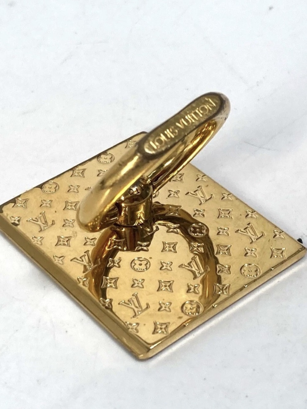 Louis Vuitton Gold Nonogram Phone Ring Holder - Picture 2 of 5
